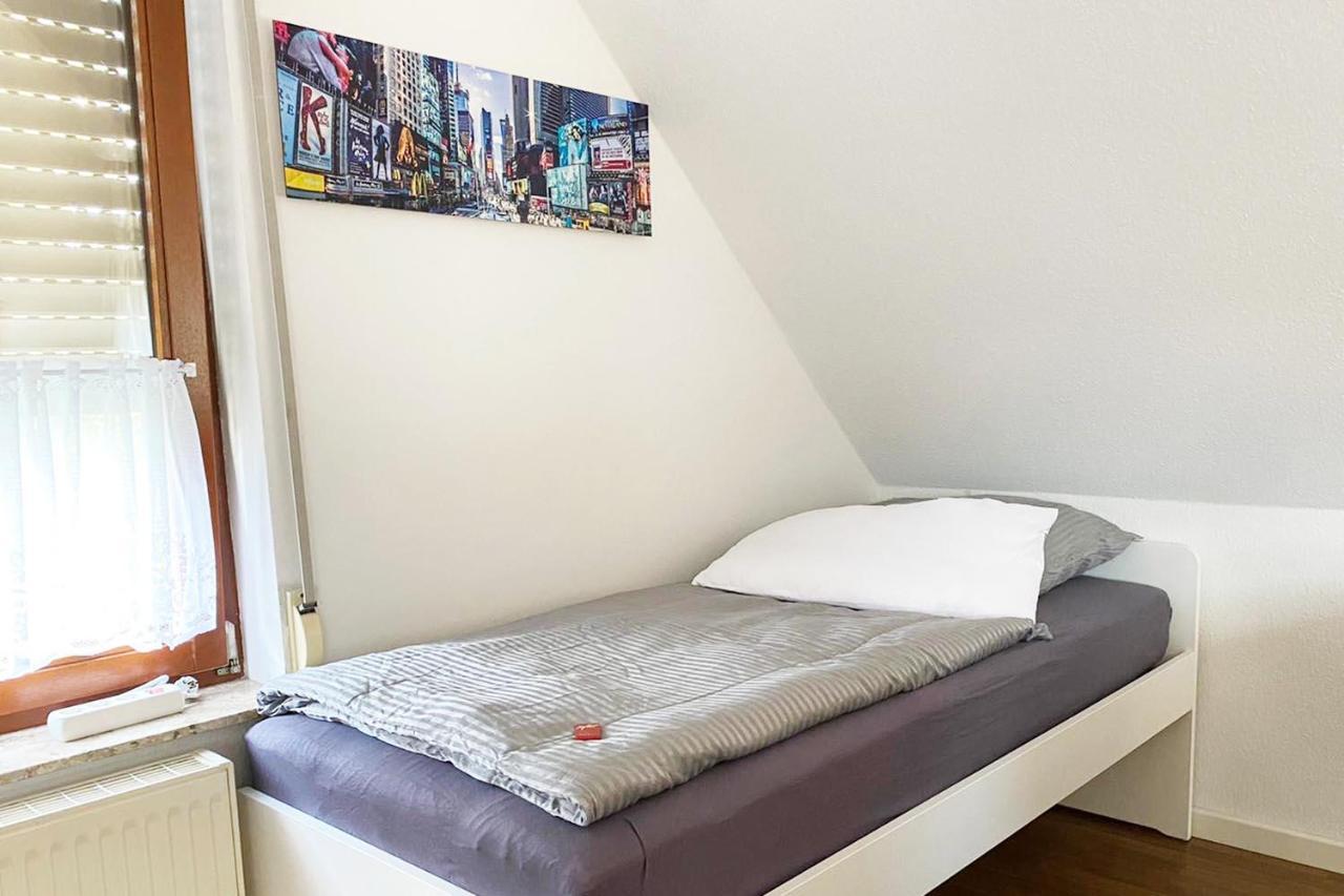 Schönes 1 Zimmer Apartment mit Dachterrasse Glauchau Exterior foto
